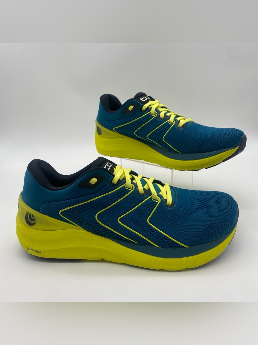 Topo Athletic Shoes Mens 11.5 Phantom 2 Road Running Ocean Lime Gym 5mm Drop
